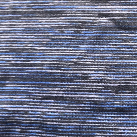 Lululemon Scoop Neck Razorback Tank with Bra - Picture 5 of 6